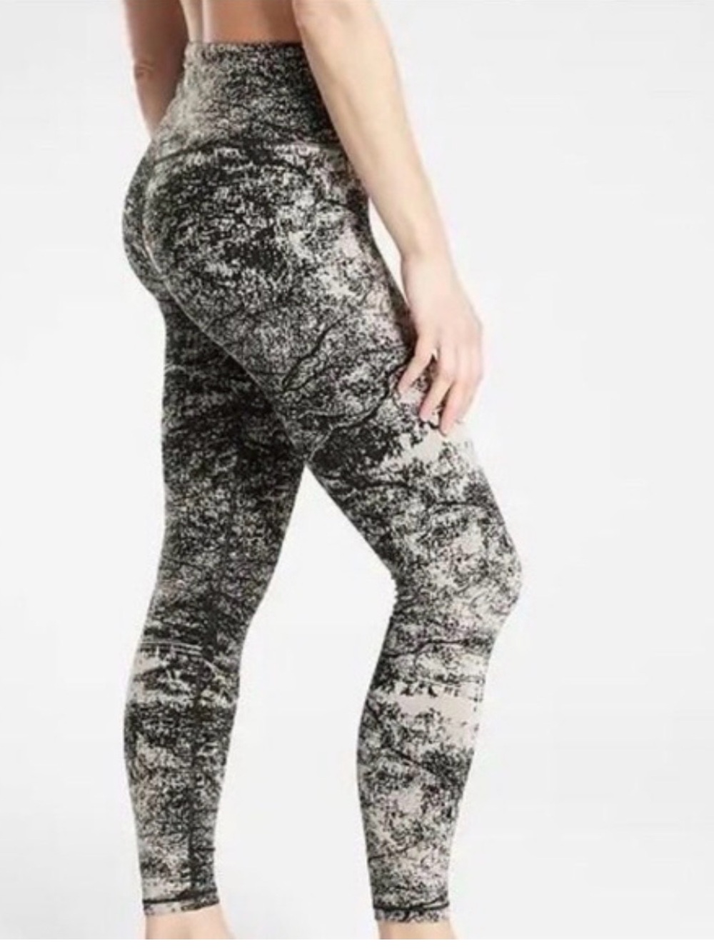 Athleta High-Rise Elation Glades Leggings - Black & White